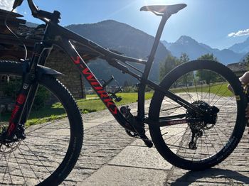 Used Specialized Men's S-Works Epic 2019 2019 Mountainbike — image 3 of 6