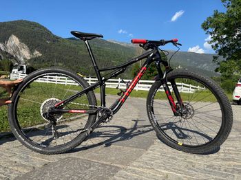 Used Specialized Men's S-Works Epic 2019 2019 Mountainbike — image 2 of 6