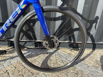 Gebrauchtes Trek Madone SL 5 2027 2027 Road & Gravel, Blau — Bild 4 von 6