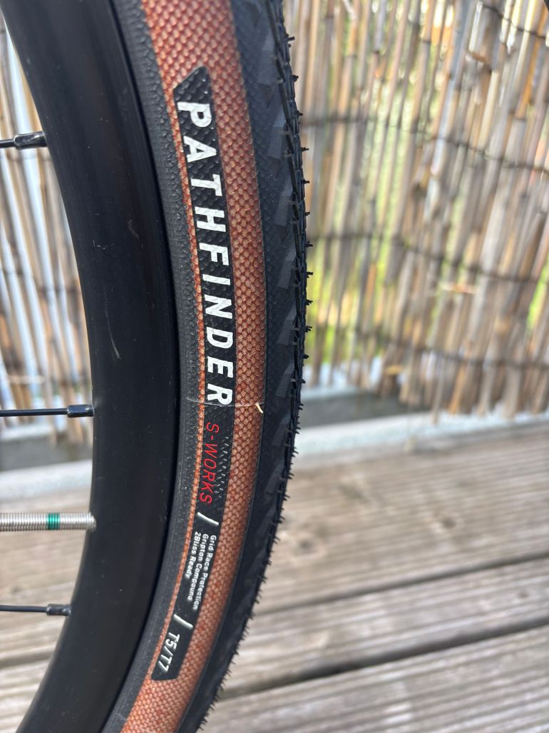 Used Specialized Diverge Base E5 2021 2021 Road & Gravel, Hellgrau — image 4 of 11