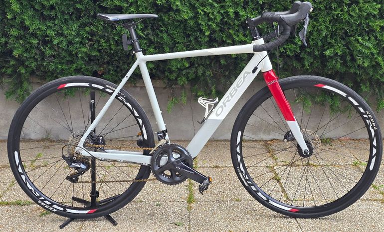 Used Orbea Gain Shimano Ultegra 2018 Road & Gravel, Gris claro — image 2 of 7