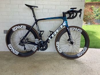 Used Trek emonda Trek emonda Custom Shimano Ultegra Di2 2024 Road & Gravel, Black — image 3 of 8