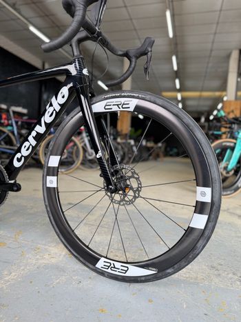 Used Cervélo Caledonia 105 Di2 2023 2023 Road & Gravel, Black — image 3 of 27