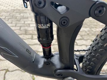 Brugt Trek Top Fuel 9.8 XT 2022 2022 Mountainbike — billede 6 af 9