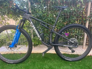 Used Specialized S-Works Epic 2022 2022 Mountainbike, Nero — image 2 of 5