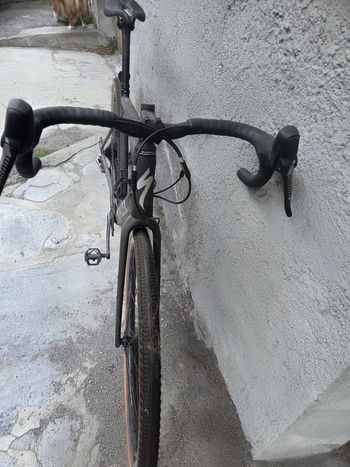 Used Specialized Diverge Comp Carbon 2023 2023 Road & Gravel — image 2 of 8