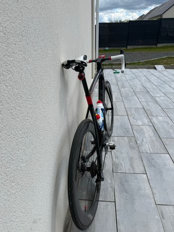 Used Giant Defy Advanced Pro 1 2019 2019 Road & Gravel, Black — image 4 of 5