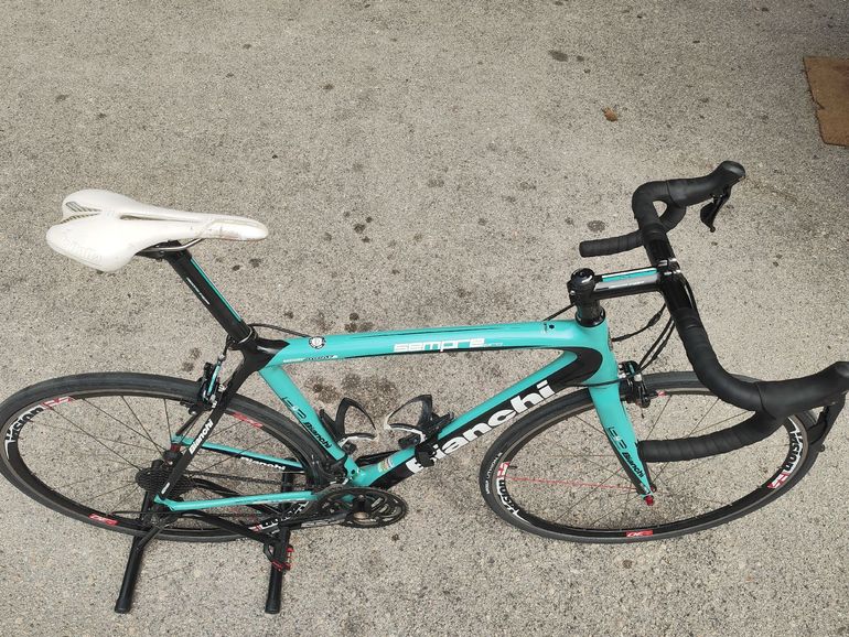Used Bianchi Sempre Pro Ultegra 2013 2013 Road & Gravel — image 5 of 7