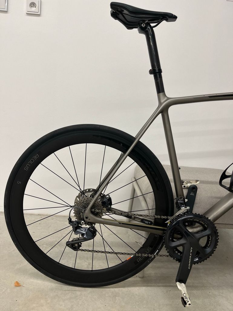 Used Trek Émonda SL 6 Disc 2020 2020 Road & Gravel — image 6 of 7