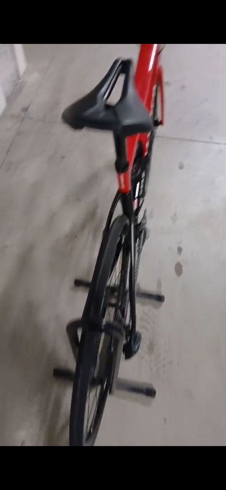Used Specialized Tarmac SL6 2021 2021 Road & Gravel, Rot — image 6 of 9