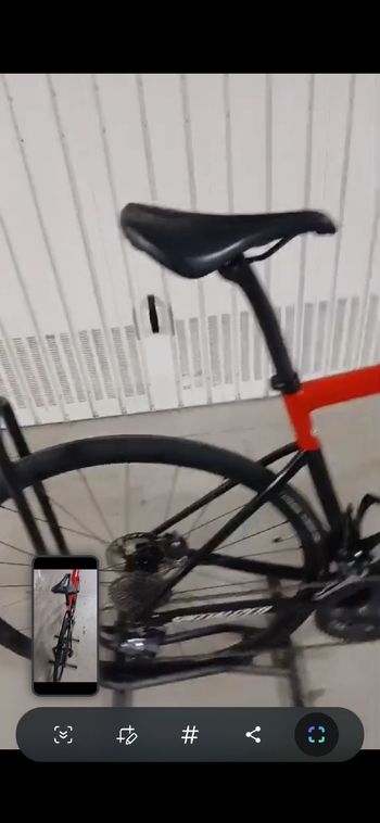 Used Specialized Tarmac SL6 2021 2021 Road & Gravel, Rot — image 4 of 9
