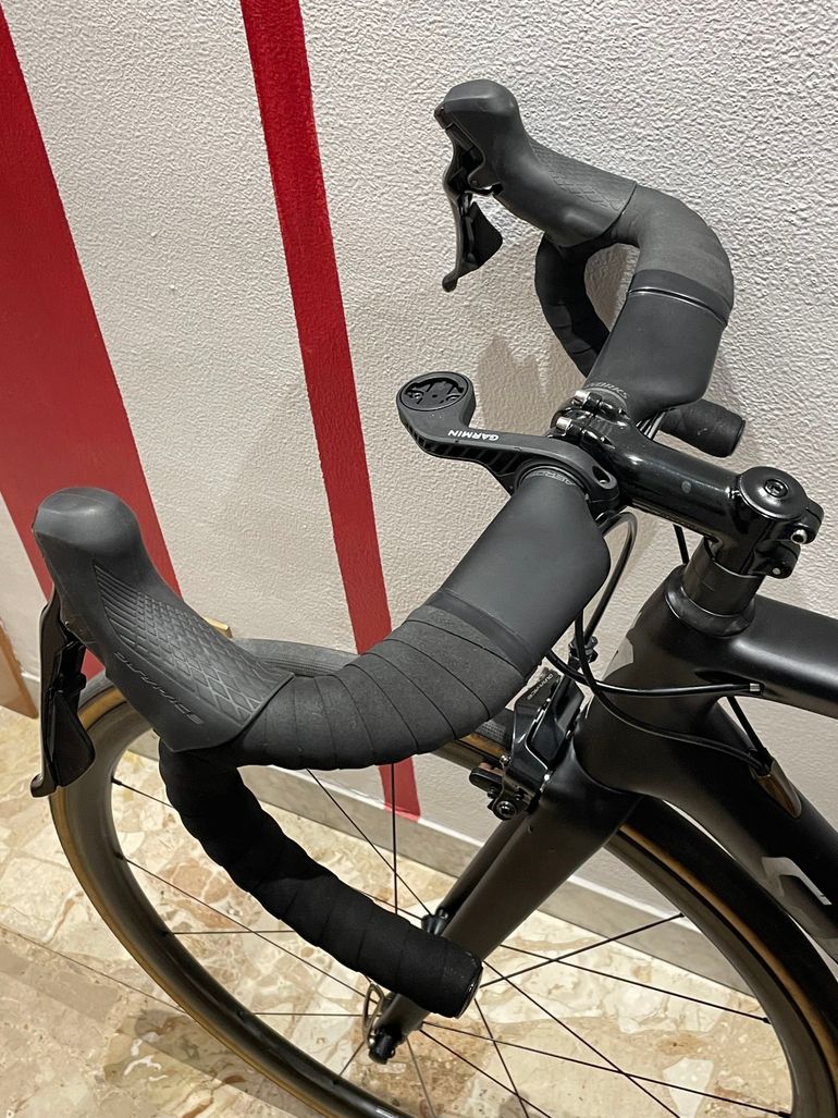 Used Specialized Tarmac Shimano Dura Ace 2018 Road & Gravel, Schwarz — image 5 of 17