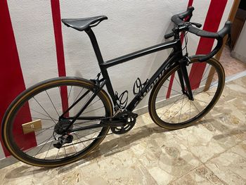 Used Specialized Tarmac Shimano Dura Ace 2018 Road & Gravel, Schwarz — image 2 of 17