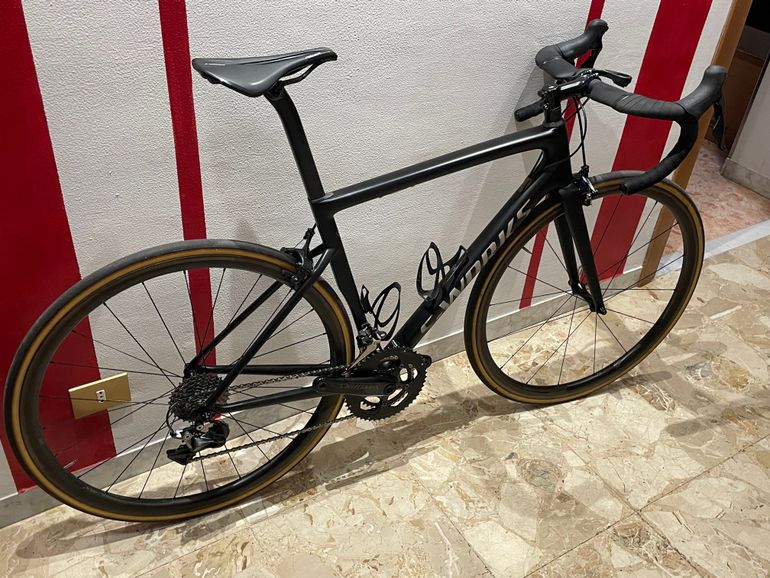 Used Specialized Tarmac Shimano Dura Ace 2018 Road & Gravel, Schwarz — image 2 of 17
