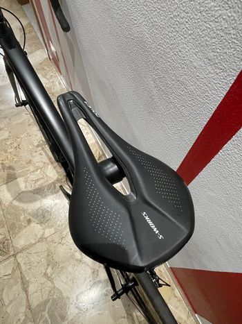 Used Specialized Tarmac Shimano Dura Ace 2018 Road & Gravel, Schwarz — image 12 of 17