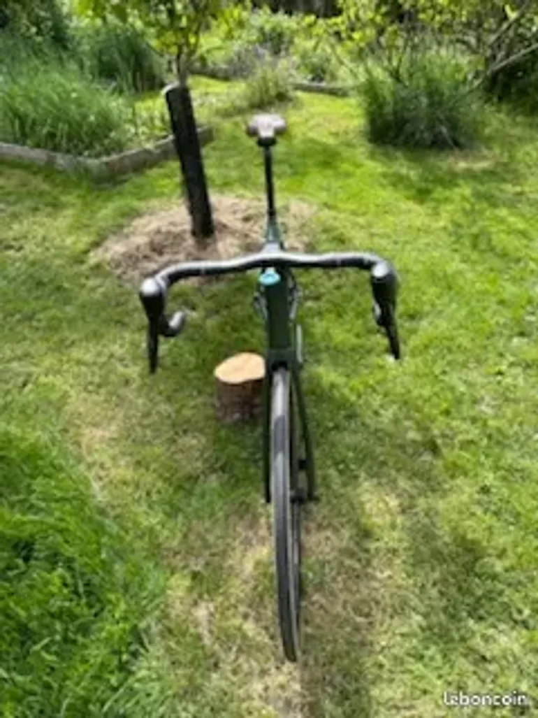 Used Scott Scott Addict Rc 10 2024 Road & Gravel, Green — image 4 of 5