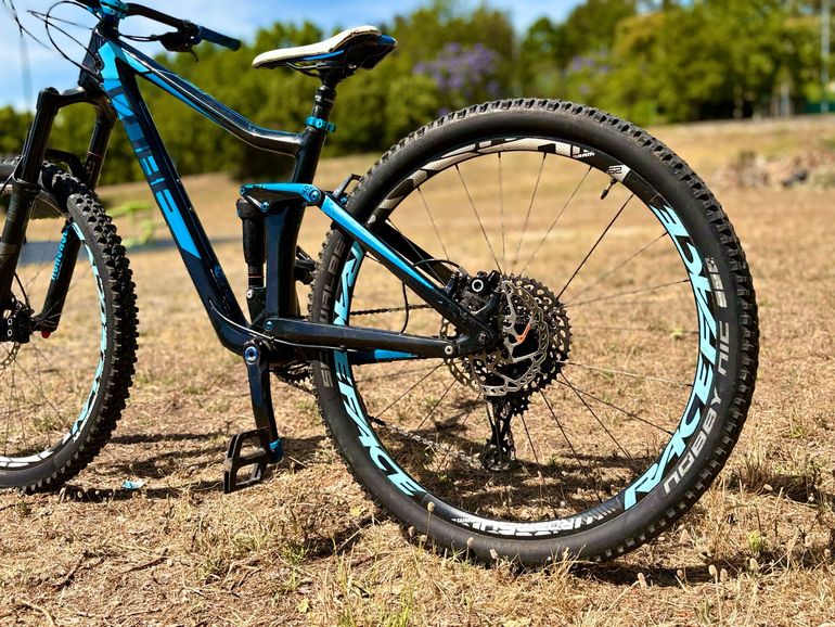 Used CUBE STEREO 140 C:62 SL 29 2017 2017 Mountainbike, Black — image 3 of 12