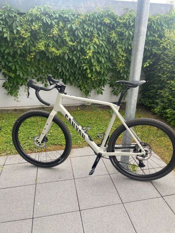 Used Canyon Grizl CF 8 Di2 2026 2026 Road & Gravel