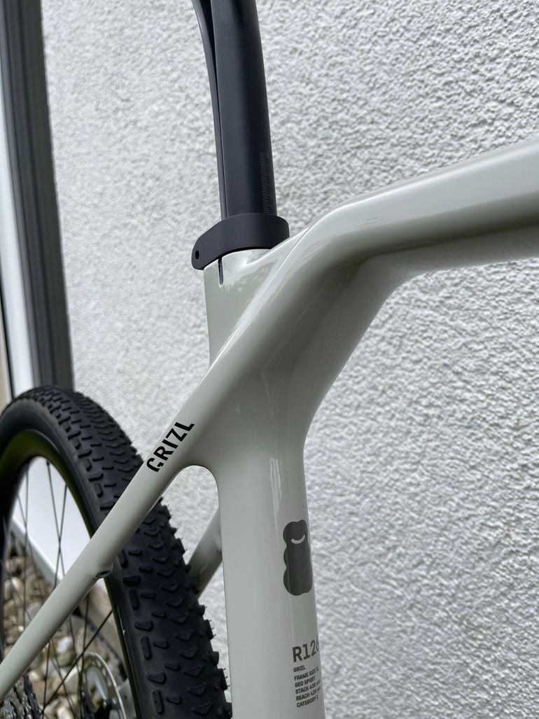 Used Canyon Grizl CF 8 Di2 2026 2026 Road & Gravel, Light Gray — image 21 of 22