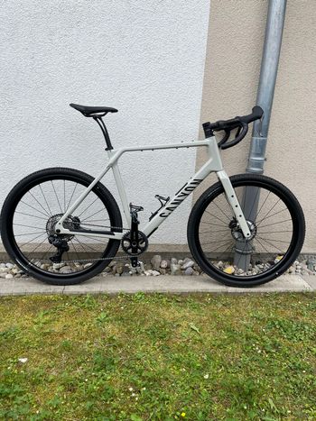 Used Canyon Grizl CF 8 Di2 2026 2026 Road & Gravel, Light Gray — image 6 of 22