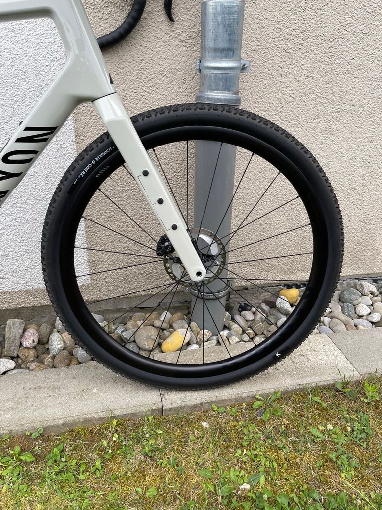 Used Canyon Grizl CF 8 Di2 2026 2026 Road & Gravel, Light Gray — image 12 of 22