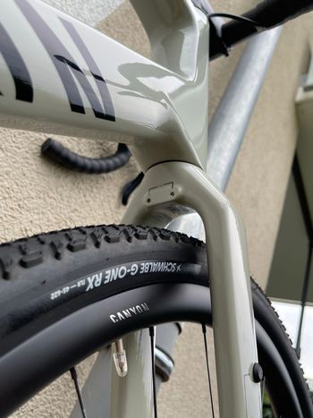 Used Canyon Grizl CF 8 Di2 2026 2026 Road & Gravel, Light Gray — image 19 of 22