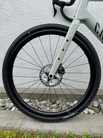 Used Canyon Grizl CF 8 Di2 2026 2026 Road & Gravel, Light Gray — image 2 of 22
