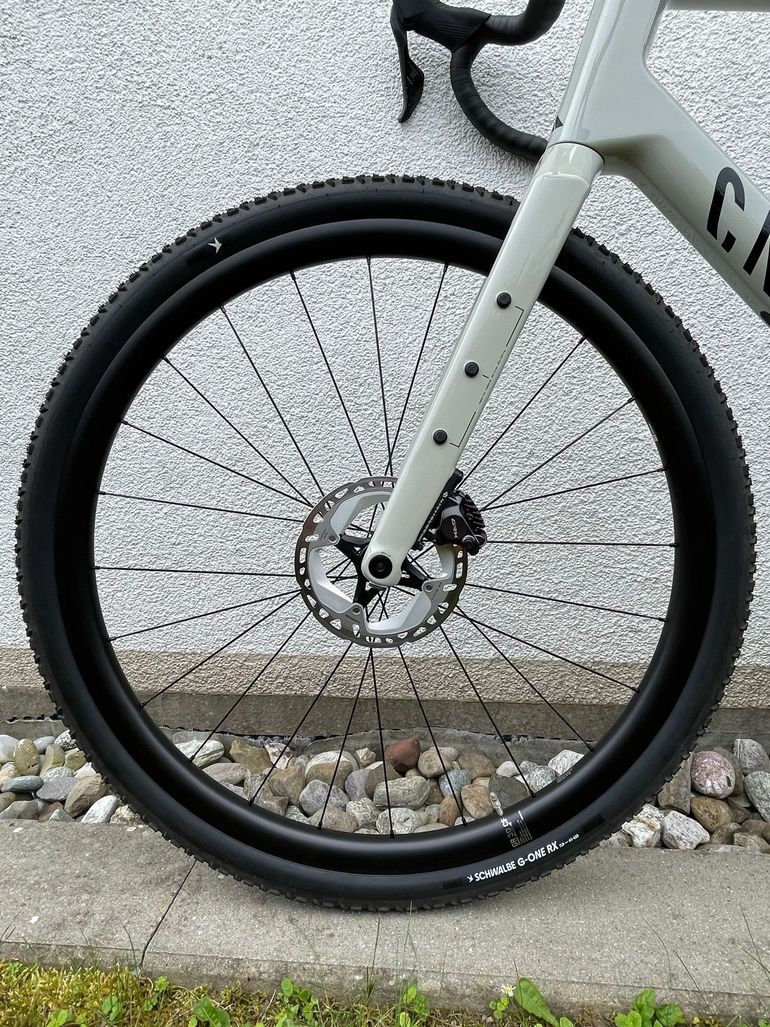 Used Canyon Grizl CF 8 Di2 2026 2026 Road & Gravel, Light Gray — image 2 of 22