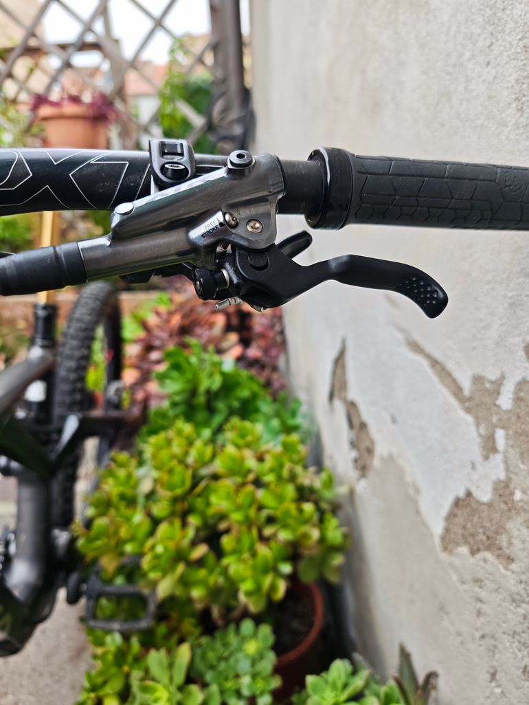 Used Orbea RALLON M-TEAM 2022 2022 Mountainbike, Verde — image 2 of 14