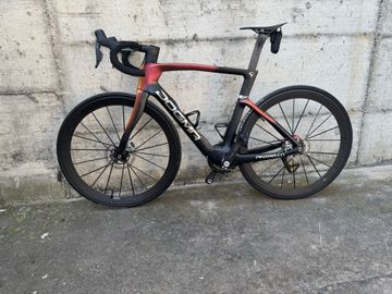 Used Pinarello Dogma Shimano Dura Ace Di2 2025 Road & Gravel, Orange — image 2 of 6