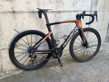 Gebrauchtes Pinarello Dogma Shimano Dura Ace Di2 2025 Road & Gravel