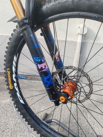 Orbea OCCAM LT M10 2024 2024 Mountainbike usato, Blu — immagine 6 di 10