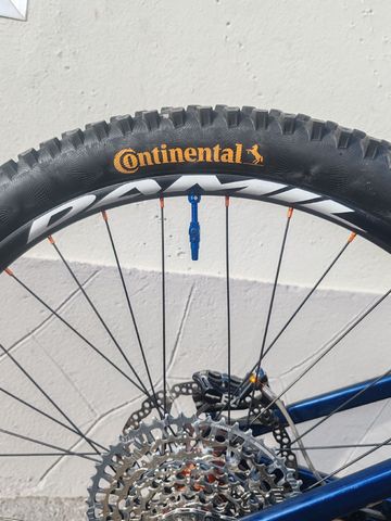 Orbea OCCAM LT M10 2024 2024 Mountainbike usato, Blu — immagine 5 di 10