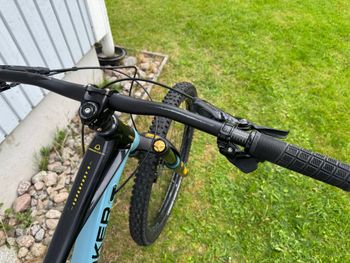 Used Mondraker SUPERFOXY R 2022 2022 Mountainbike, Blue — image 11 of 11