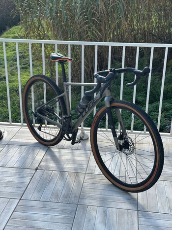 Used CUBE NUROAD EX 2024 2024 Road & Gravel, Light Gray — image 2 of 3