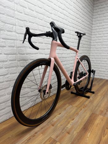 Used Specialized Tarmac SL7 Expert - Ultegra Di2 2021 2021 Road & Gravel, Red — image 5 of 6