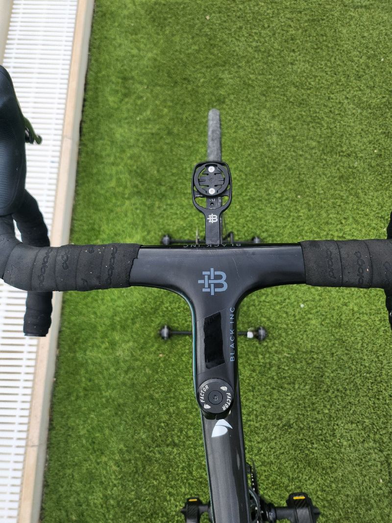 Used Factor O2 VAM - Frameset Premium 2023 Frameset 2023 Road & Gravel, Black — image 4 of 9