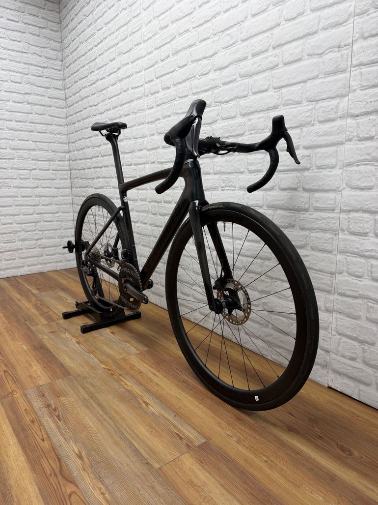 Used Specialized Tarmac SL7 Ultegra Di2 2024 2024 Road & Gravel, Green — image 1 of 6