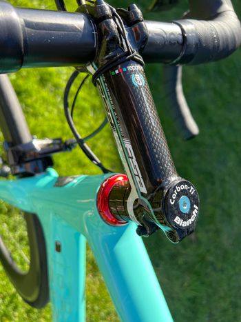 Used Bianchi Specialissima Shimano Dura Ace Di2 2019 Road & Gravel, Verde — image 5 of 15