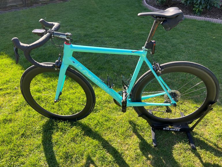 Used Bianchi Specialissima Shimano Dura Ace Di2 2019 Road & Gravel, Verde — image 2 of 15