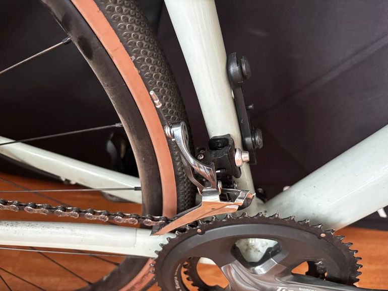 Used Canyon Endurace 6 2024 2024 Road & Gravel, Verde — image 7 of 10