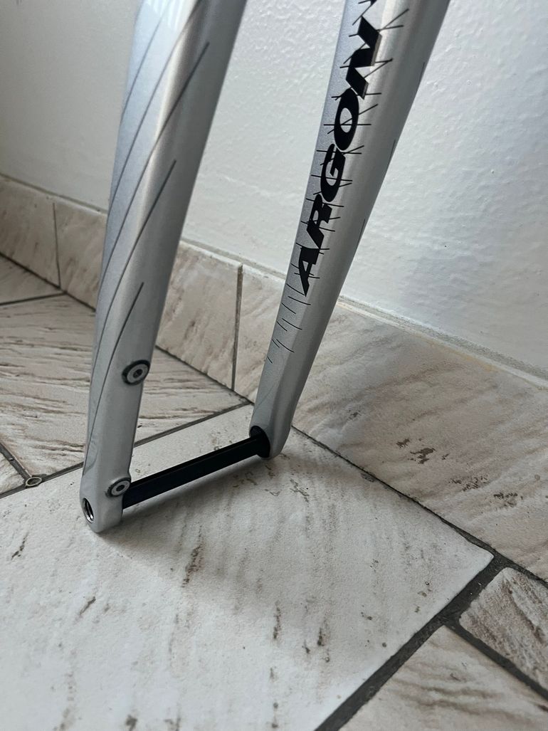 Used Argon 18 Gallium Disc Shimano Ultegra Di2 2020 Frameset 2020 Road & Gravel — image 18 of 19