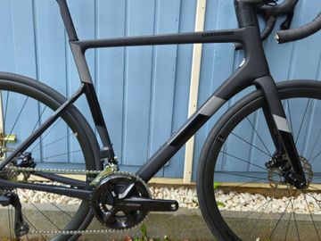Used Cannondale SuperSix EVO Shimano 105 2023 Road & Gravel, Black — image 4 of 12