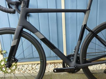 Used Cannondale SuperSix EVO Shimano 105 2023 Road & Gravel, Black — image 3 of 12