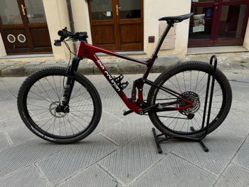 Used Lee Cougan Lee Cougan Custom SRAM GX Eagle 2024 Mountainbike, Red — image 2 of 11