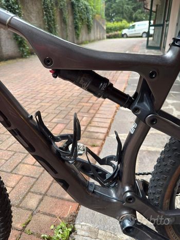 Used Orbea OIZ M11-AXS 2022 2022 Mountainbike, Light Gray, 29 — image 3 of 10