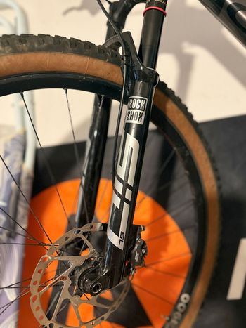 Used Orbea OIZ M11-AXS 2022 2022 Mountainbike, Light Gray, 29 — image 10 of 10