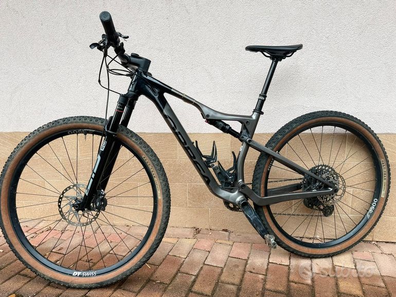Used Orbea OIZ M11-AXS 2022 2022 Mountainbike, Light Gray, 29 — image 5 of 10