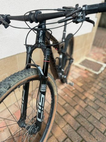 Used Orbea OIZ M11-AXS 2022 2022 Mountainbike, Light Gray, 29 — image 9 of 10