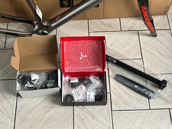 Used Argon 18 Dark Matter SRAM Rival eTap AXS 2022 Frameset 2022 Road & Gravel, Light Gray — image 14 of 23